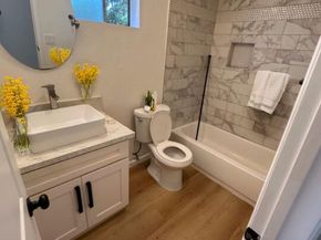 756 N Inglewood Avenue 23, Inglewood CA 90302