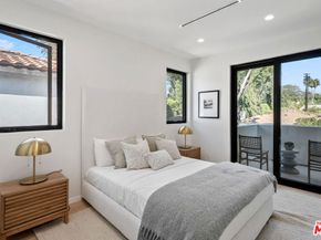 2631 Castle Heights Place, Los Angeles CA 90034