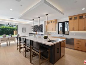 2631 Castle Heights Place, Los Angeles CA 90034