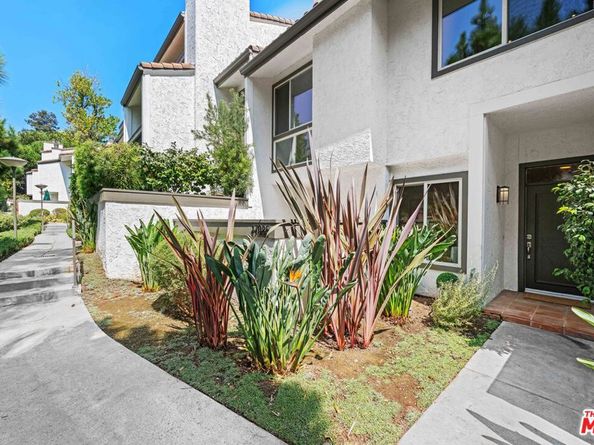 17085 Palisades Circle, Pacific Palisades CA 90272