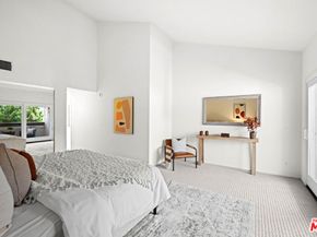 17085 Palisades Circle, Pacific Palisades CA 90272