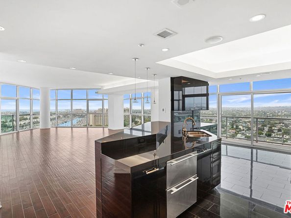 13700 Marina Pointe Drive PH 1903, Marina Del Rey CA 90292