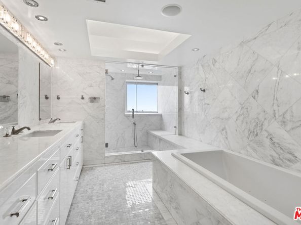 13700 Marina Pointe Drive PH 1903, Marina Del Rey CA 90292