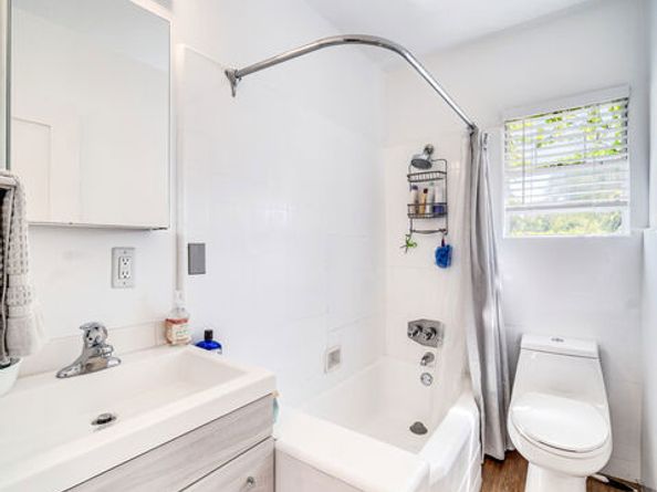 1231 17th Street, Santa Monica CA 90404