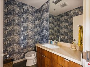 734 Palms Boulevard, Venice CA 90291