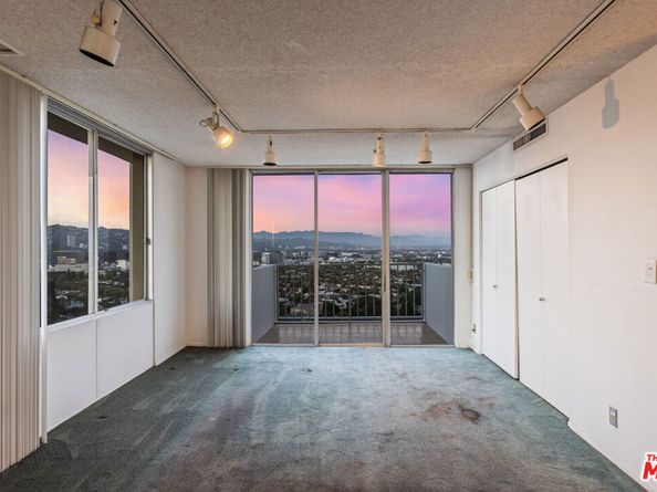 2170 Century Parkway 1902, Los Angeles CA 90067