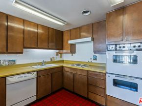 2170 Century Parkway 1902, Los Angeles CA 90067