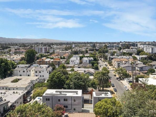 10828 Hesby Street, North Hollywood CA 91601