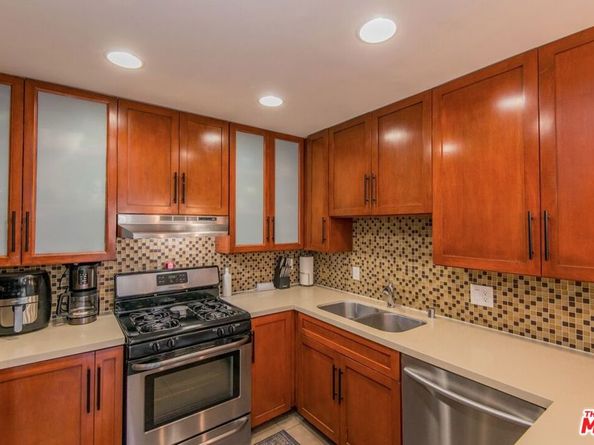 4702 Fulton Avenue 107, Sherman Oaks CA 91423