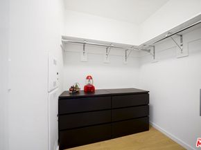 889 Francisco Street 2610, Los Angeles CA 90017