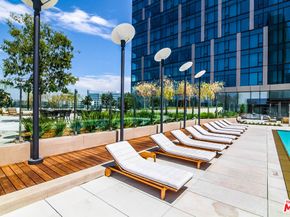 889 Francisco Street 2610, Los Angeles CA 90017