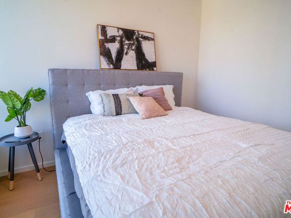 889 Francisco Street 2610, Los Angeles CA 90017