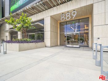 889 Francisco Street