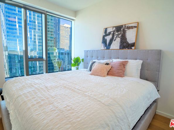 889 Francisco Street 2610, Los Angeles CA 90017