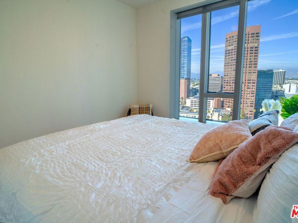 889 Francisco Street 2610, Los Angeles CA 90017