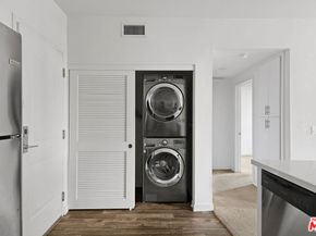 12655 Bluff Creek Drive 129, Playa Vista CA 90094