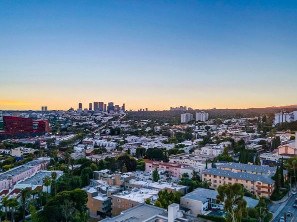 1100 Alta Loma Road 1404, West Hollywood CA 90069