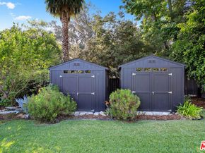 2212 E Crary Street, Pasadena CA 91104
