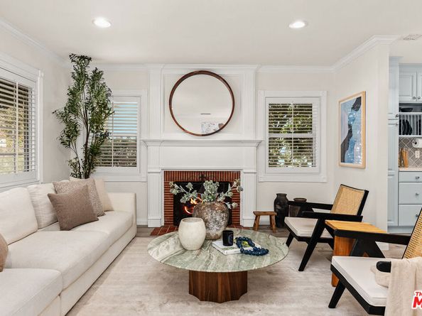 2212 E Crary Street, Pasadena CA 91104