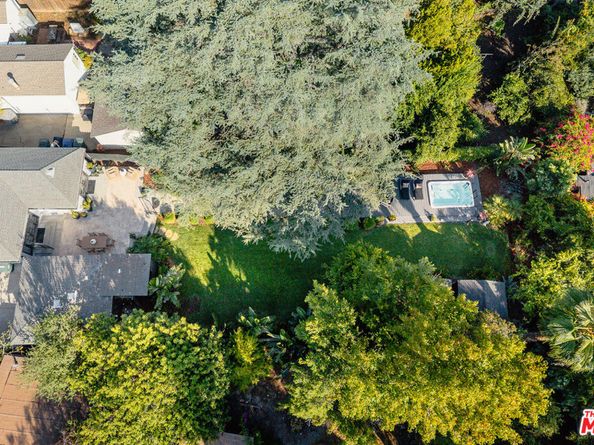 2212 E Crary Street, Pasadena CA 91104