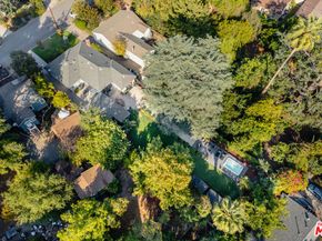 2212 E Crary Street, Pasadena CA 91104