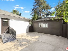2212 E Crary Street, Pasadena CA 91104