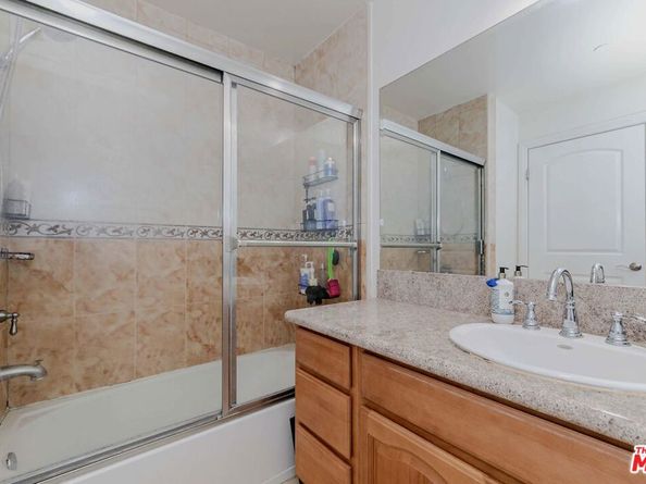 2743 Montrose Avenue 110, Montrose CA 91020