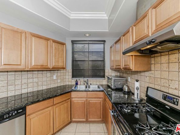 2743 Montrose Avenue 110, Montrose CA 91020