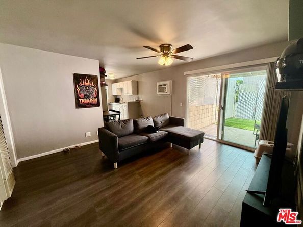 7141 Coldwater Canyon Avenue 5, North Hollywood CA 91605