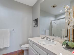 640 N Sweetzer Avenue 10, Los Angeles CA 90048