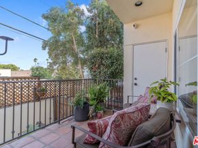 640 N Sweetzer Avenue 10, Los Angeles CA 90048