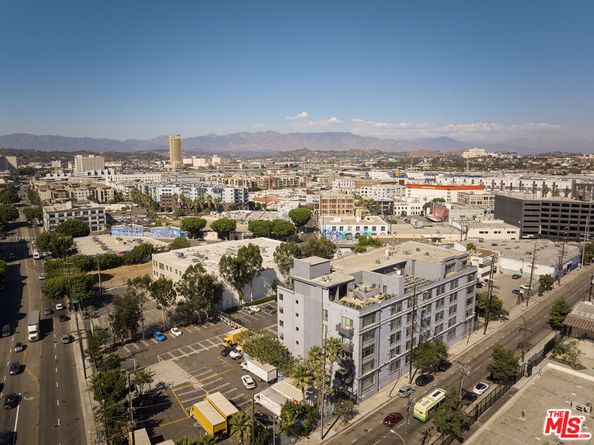 825 E 4th Street 209, Los Angeles CA 90013