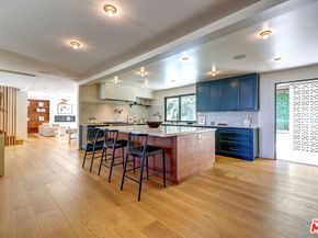 8674 Edwin Drive, Los Angeles CA 90046