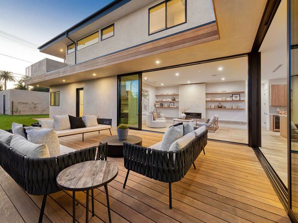 3985 Mclaughlin Avenue, Los Angeles CA 90066