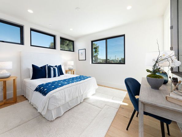 3985 Mclaughlin Avenue, Los Angeles CA 90066