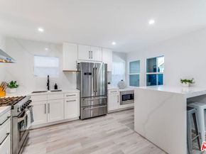 24 20th Avenue, Venice CA 90291