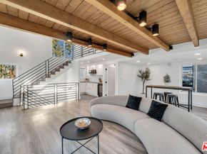 24 20th Avenue, Venice CA 90291