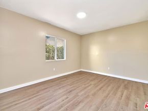 1959 S La Salle Avenue, Los Angeles CA 90018