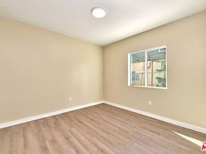 1959 S La Salle Avenue, Los Angeles CA 90018