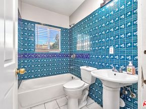 1959 S La Salle Avenue, Los Angeles CA 90018