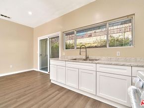 1959 S La Salle Avenue, Los Angeles CA 90018