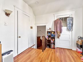 1959 S La Salle Avenue, Los Angeles CA 90018