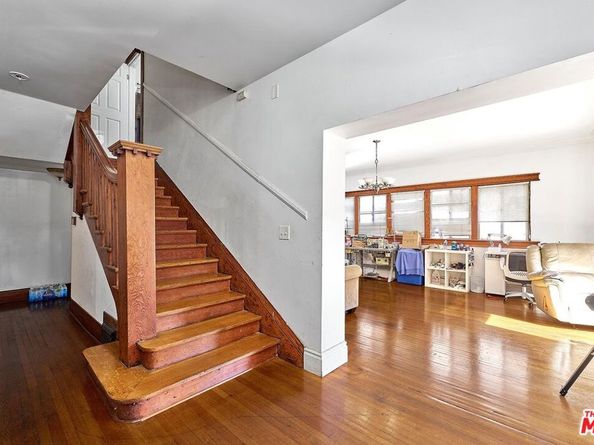 1959 S La Salle Avenue, Los Angeles CA 90018