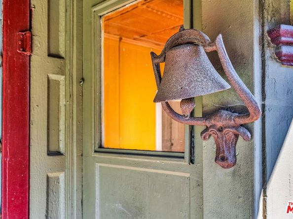 281 E Avenue 33, Los Angeles CA 90031