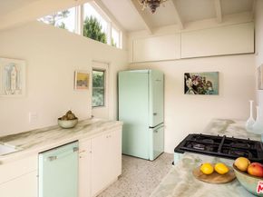 2764 Outpost Drive, Los Angeles CA 90068