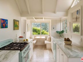 2764 Outpost Drive, Los Angeles CA 90068