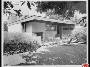2764 Outpost Drive, Los Angeles CA 90068