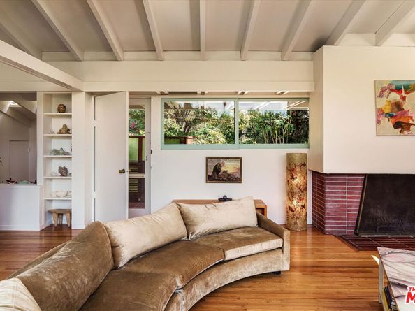 2764 Outpost Drive, Los Angeles CA 90068
