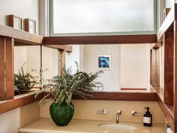 2764 Outpost Drive, Los Angeles CA 90068