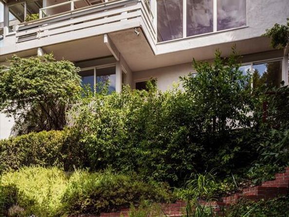 2764 Outpost Drive, Los Angeles CA 90068